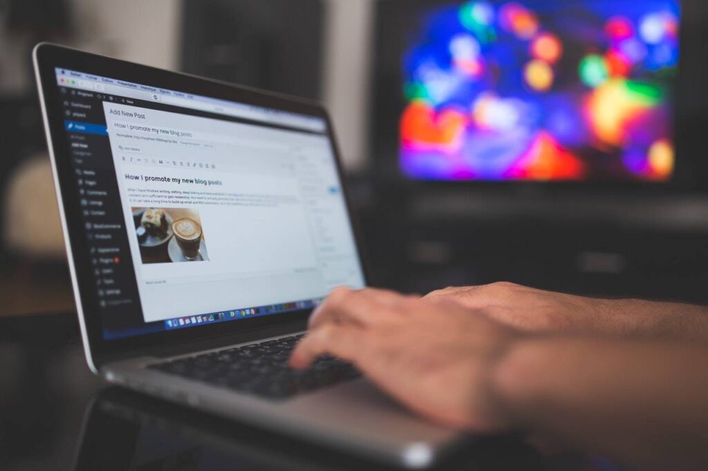 başarılı blog yazarları